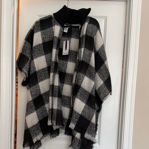 Nine West Black and White Plaid Poncho